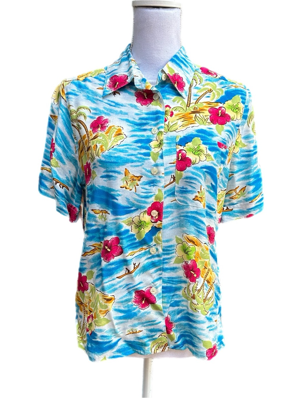 Route 66 Women’s Blue Tropical Floral Hawaiian Short-Sleeve Shirt